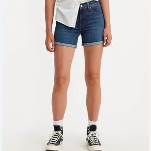 Levi’s Women’s Mid-Rise Cuffed Shorts Size 27